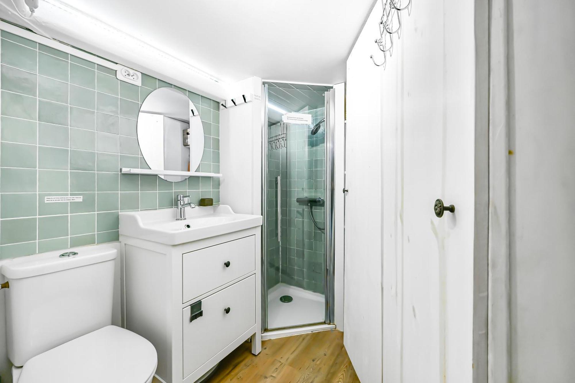 Cosy Dans Petit Loft * Parijs